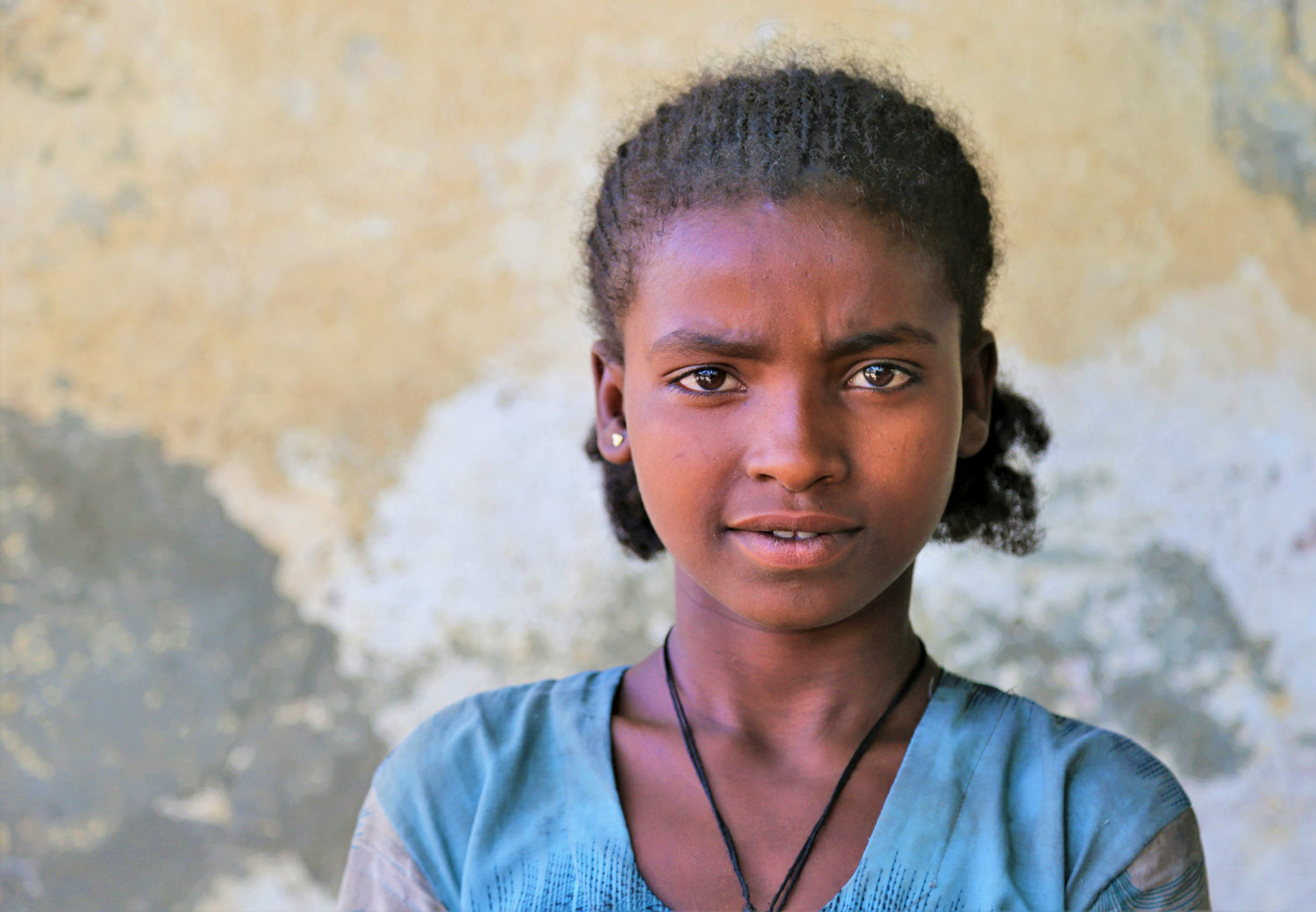 Jente fra Etiopia. Jenter i krise.