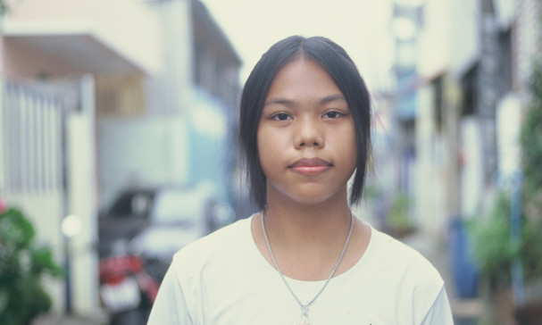 Pinky er 14 år og bor i Thailand
