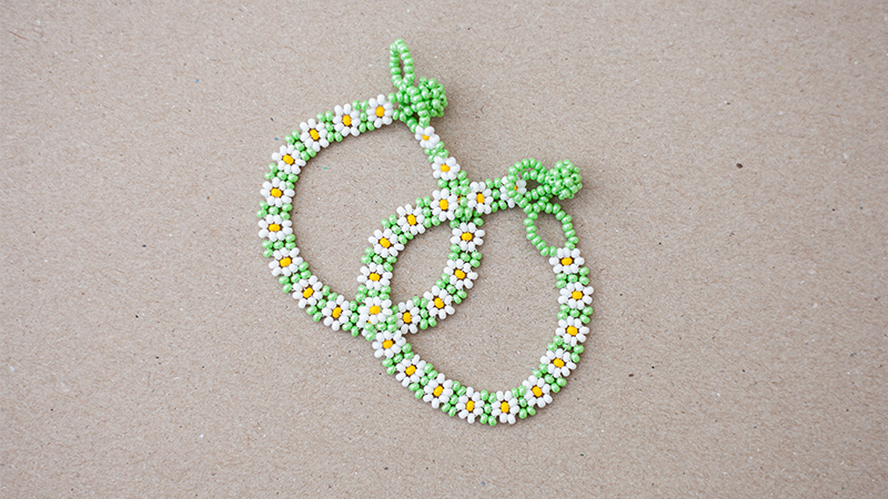 Julegave med mening: Vennskapsarmbånd til barn. Perler, sett