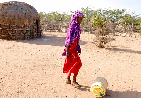 Nasra fra Kenya lever midt i en sult- og tørkekatastrofe.