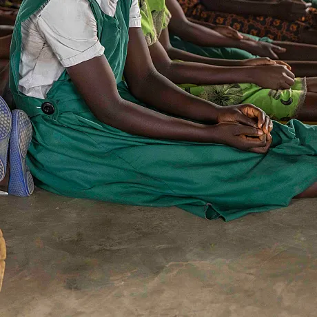 Fokus barns bein i klasserom