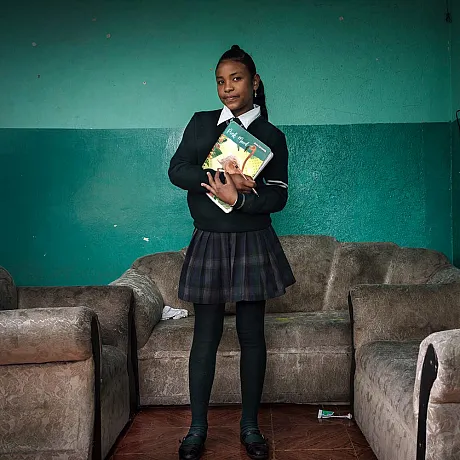 Jente fra Venezuela på skole i Ecuador