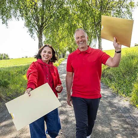Jorun Stiansen og Tom Stiansen fra Postkodelotteriet.
