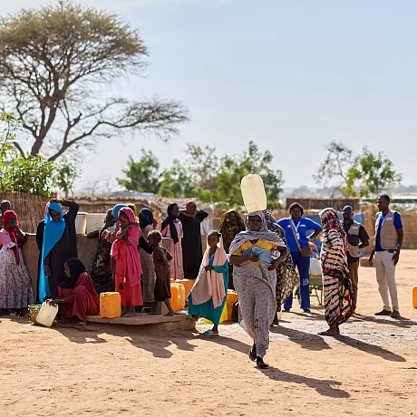 Flyktninger fra Sudan i en flyktningleir i Tsjad.