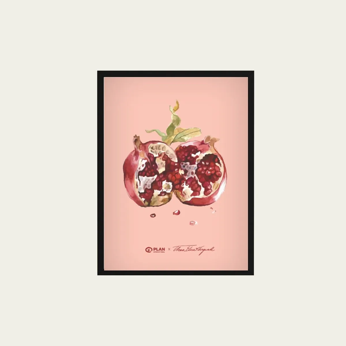 Gaver med mening: Plakat, Thea x granateple, rosa. Foto.