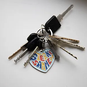 Gaver med mening: Nøkkelring, Sterke sammen. Miljø. Foto.
